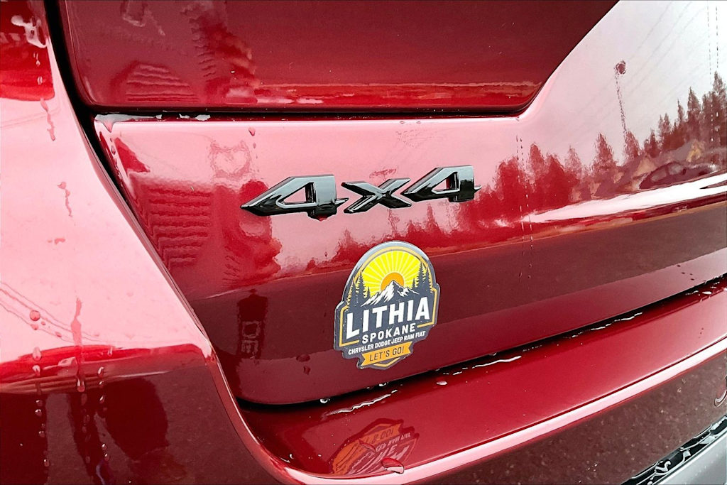 Thumbnail: 2026 Jeep Grand Cherokee - 20