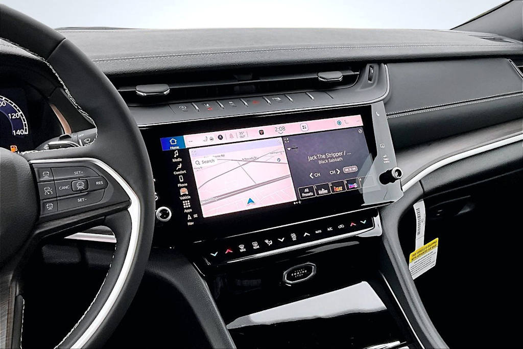 Thumbnail: 2026 Jeep Grand Cherokee - 14