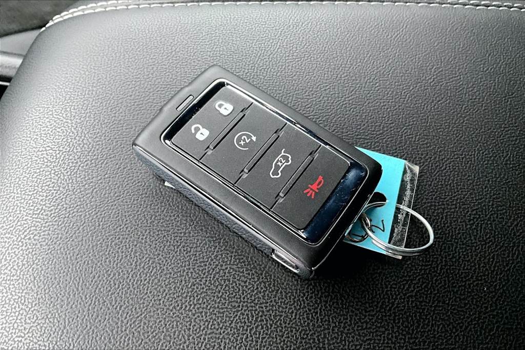 Thumbnail: 2026 Jeep Grand Cherokee - 18