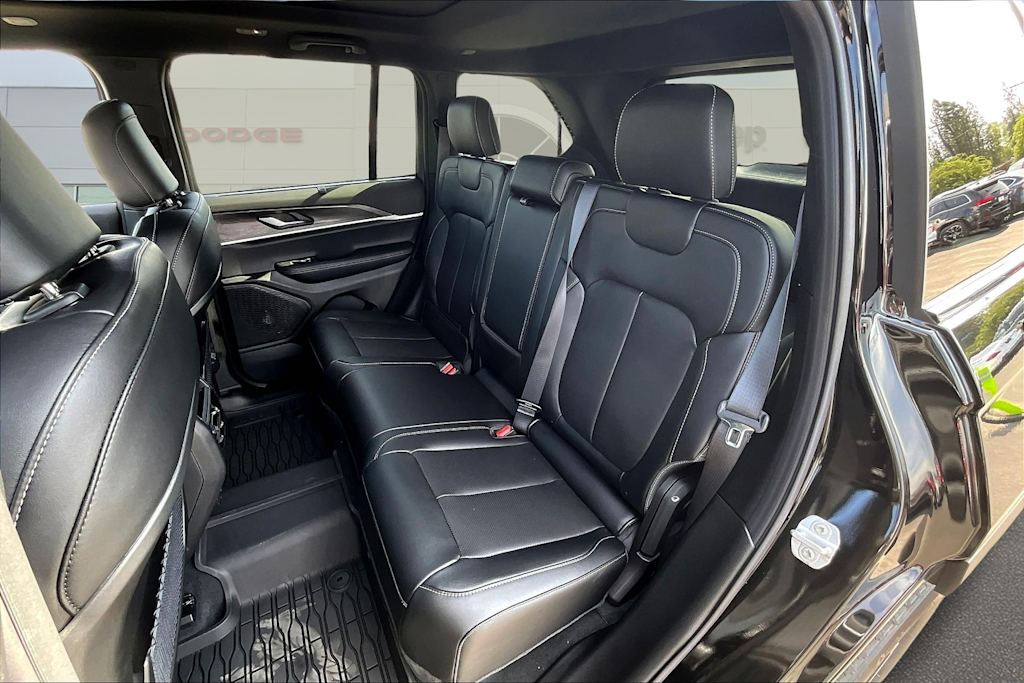 Thumbnail: 2025 Jeep Grand Cherokee - 12