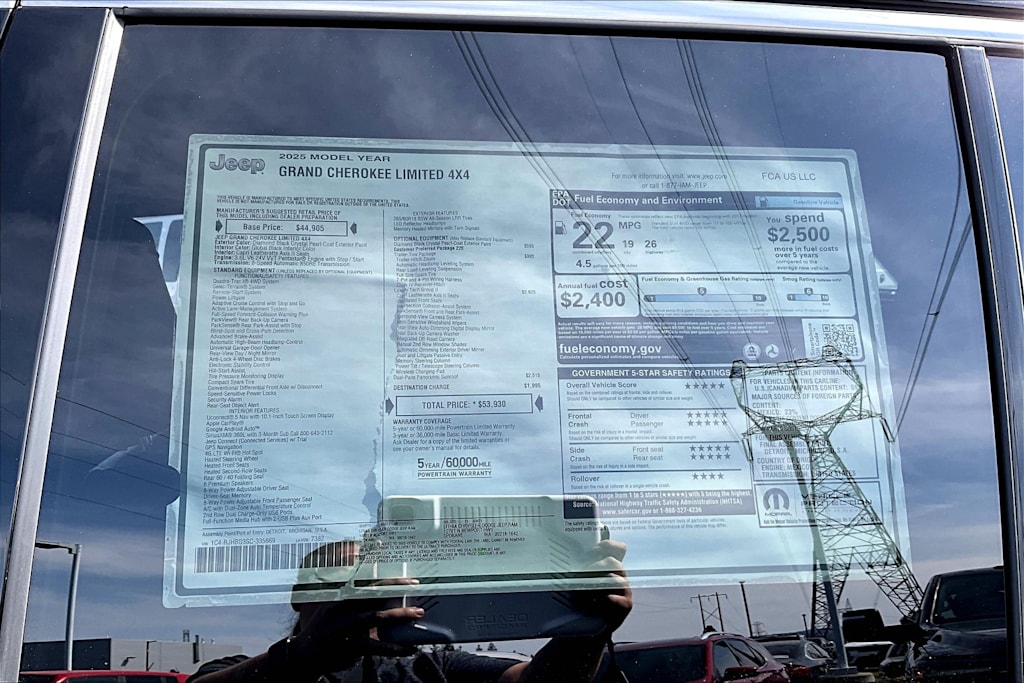 Thumbnail: 2025 Jeep Grand Cherokee - 15