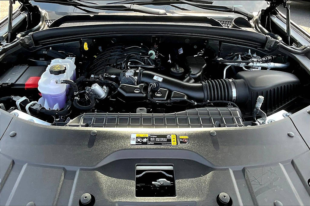 Thumbnail: 2025 Jeep Grand Cherokee - 8