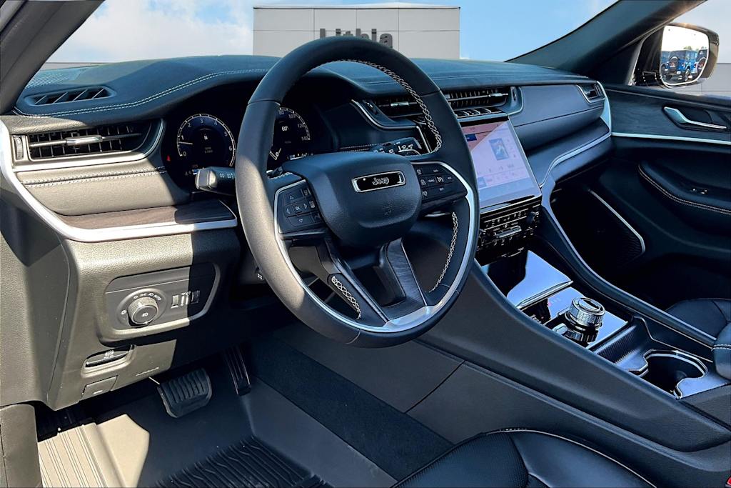 Thumbnail: 2025 Jeep Grand Cherokee - 2