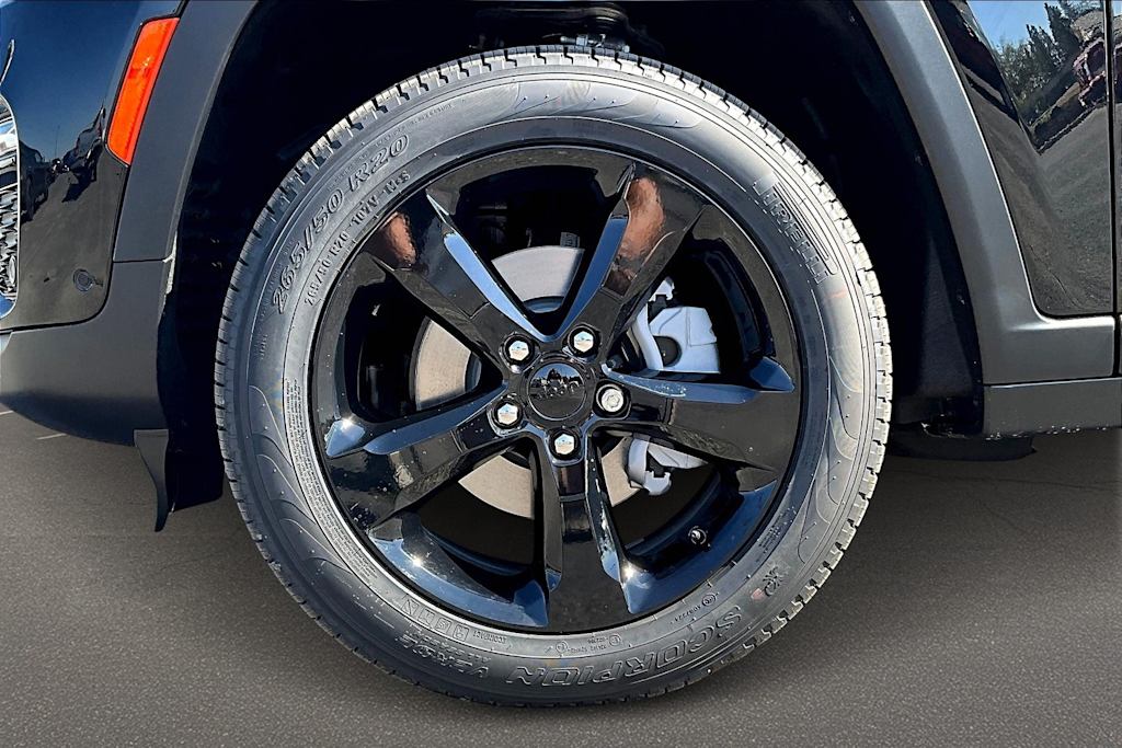 Thumbnail: 2025 Jeep Grand Cherokee - 8