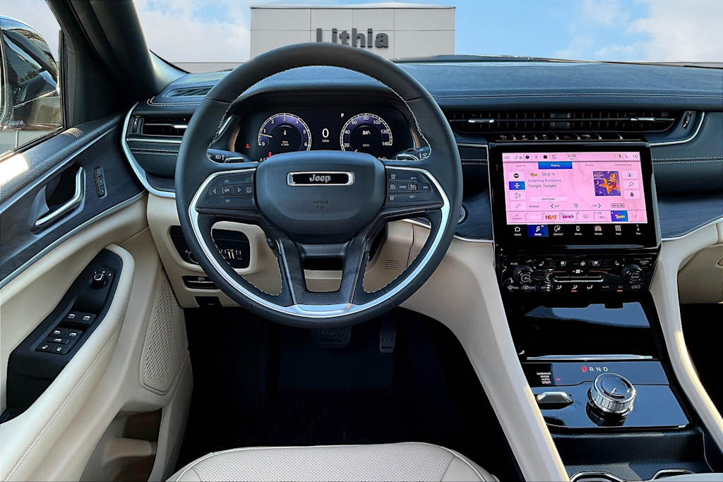 Thumbnail: 2025 Jeep Grand Cherokee - 14