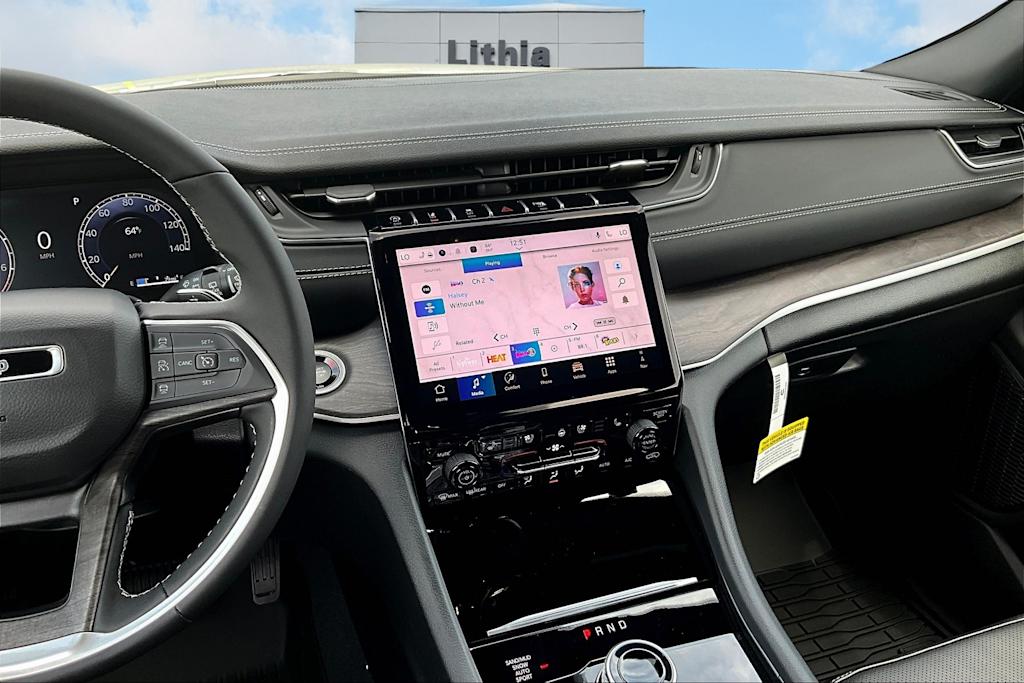 Thumbnail: 2025 Jeep Grand Cherokee - 14