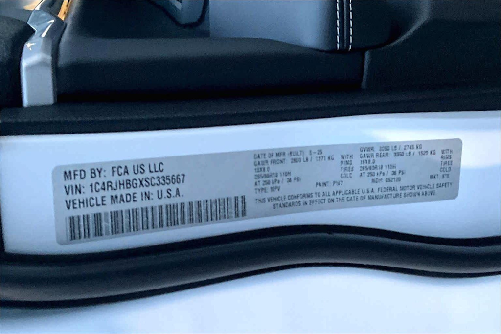 Thumbnail: 2025 Jeep Grand Cherokee - 20