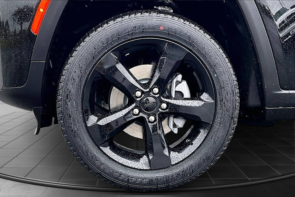 Thumbnail: 2026 Jeep Grand Cherokee - 7