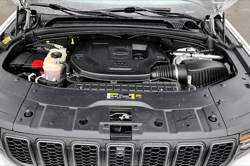 Thumbnail: 2022 Jeep Grand Cherokee - 8