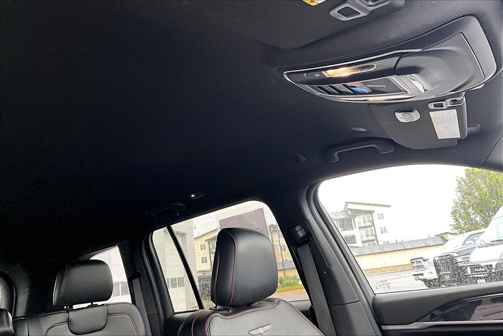 Thumbnail: 2022 Jeep Grand Cherokee - 30