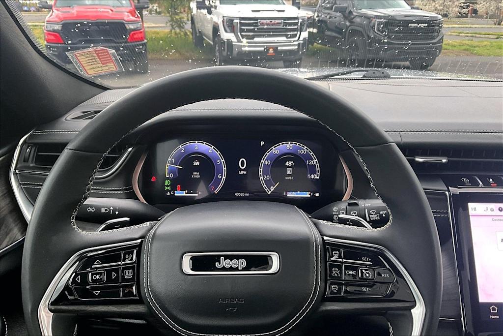Thumbnail: 2024 Jeep Grand Cherokee - 22