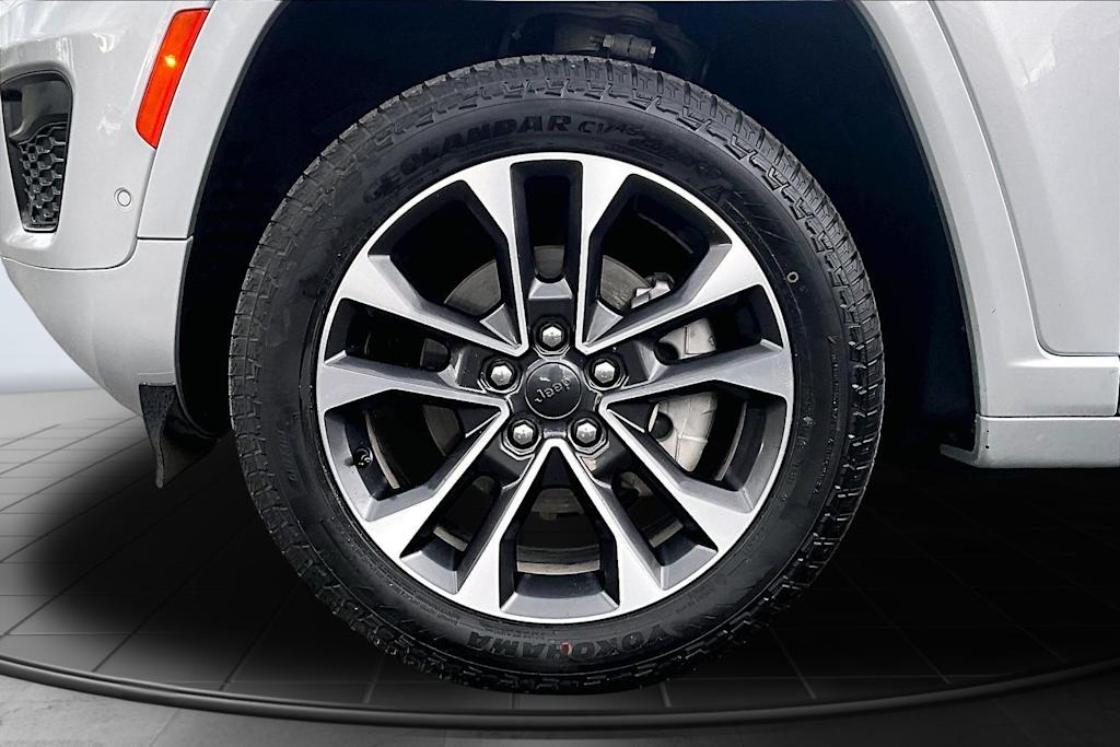 Thumbnail: 2024 Jeep Grand Cherokee - 8