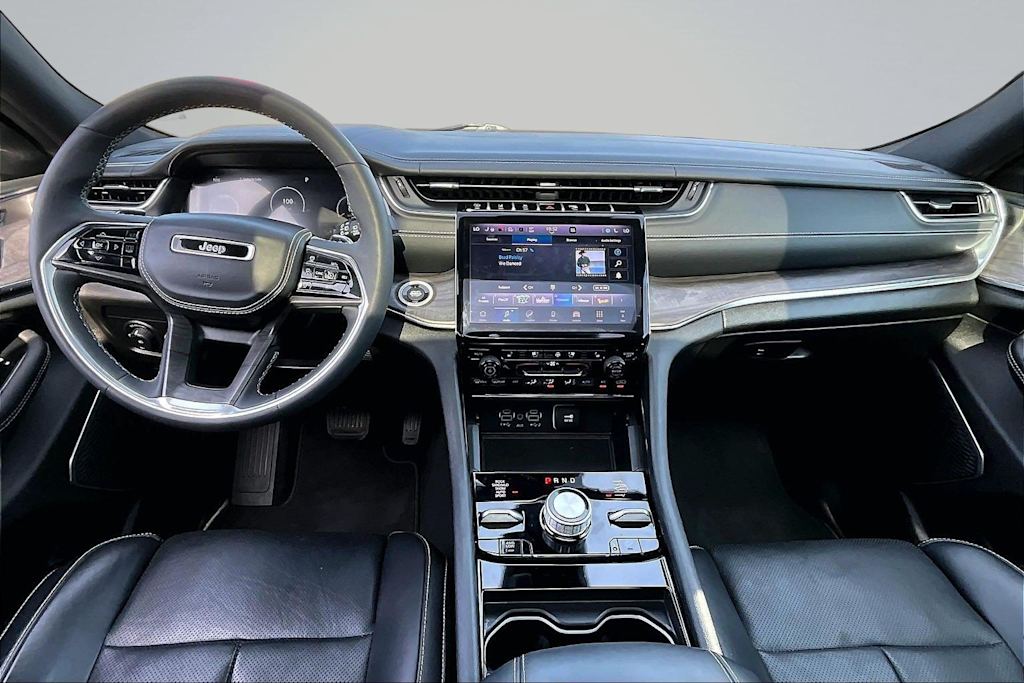 Thumbnail: 2024 Jeep Grand Cherokee - 10