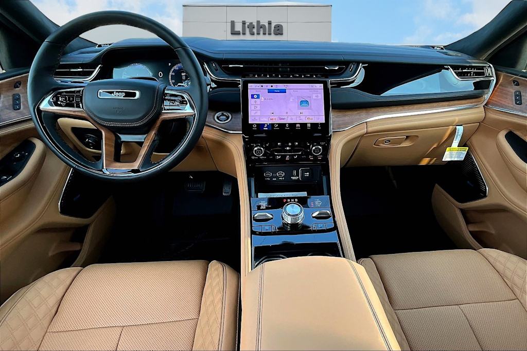 Thumbnail: 2025 Jeep Grand Cherokee - 10