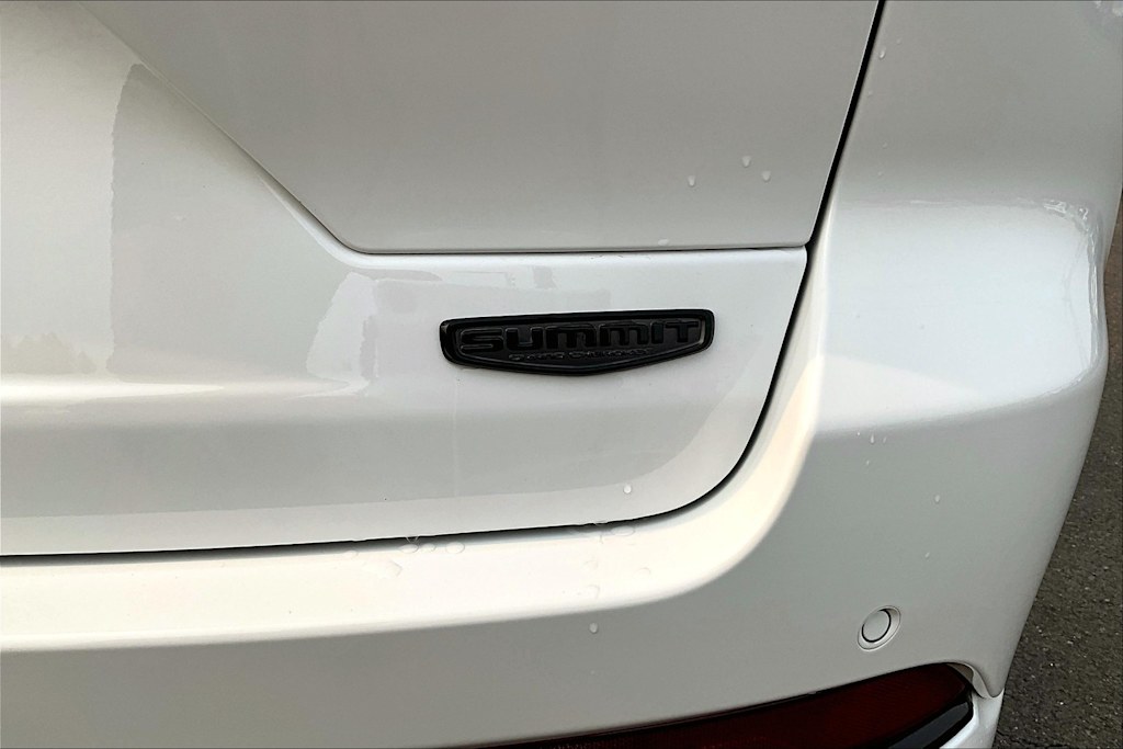 Thumbnail: 2025 Jeep Grand Cherokee - 19