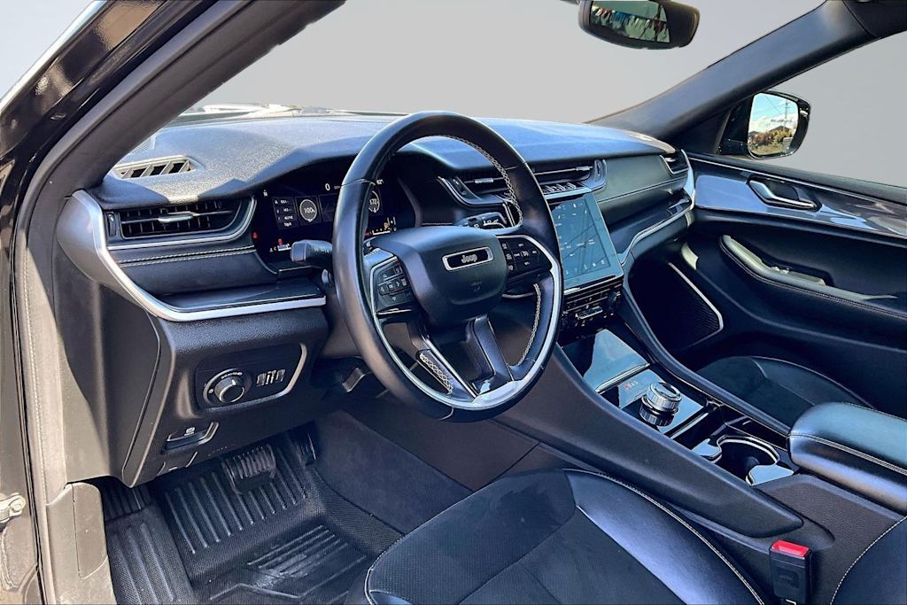 Thumbnail: 2021 Jeep Grand Cherokee L - 2