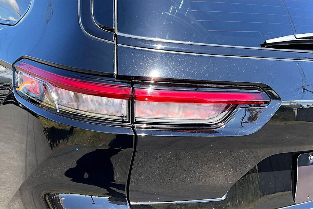 Thumbnail: 2021 Jeep Grand Cherokee L - 33