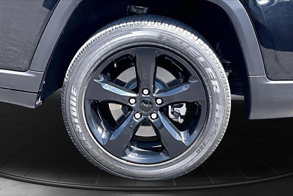 Thumbnail: 2023 Jeep Grand Cherokee L - 36