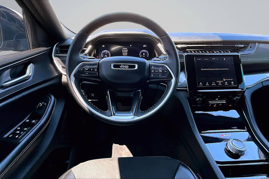 Thumbnail: 2023 Jeep Grand Cherokee L - 14