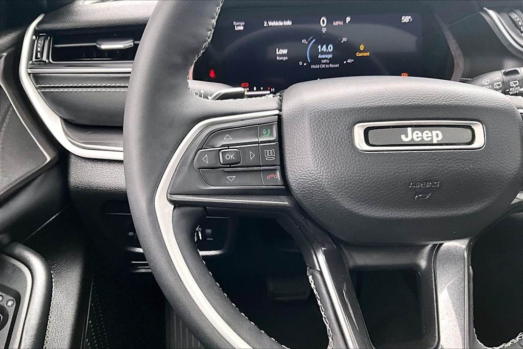 Thumbnail: 2023 Jeep Grand Cherokee L - 25