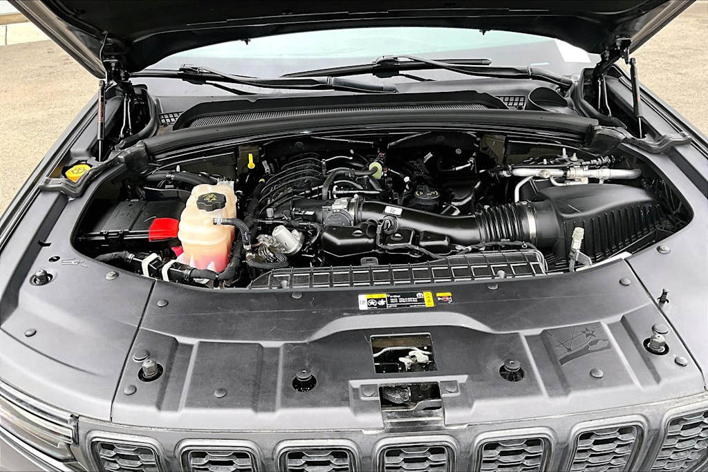 Thumbnail: 2023 Jeep Grand Cherokee L - 9