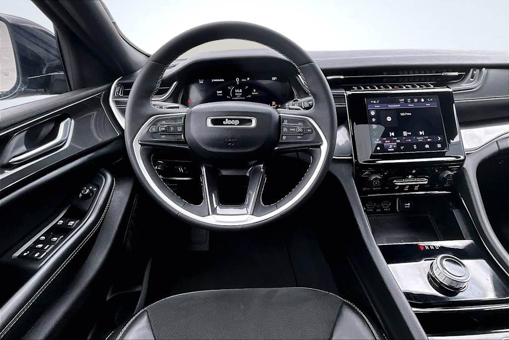 Thumbnail: 2023 Jeep Grand Cherokee L - 14