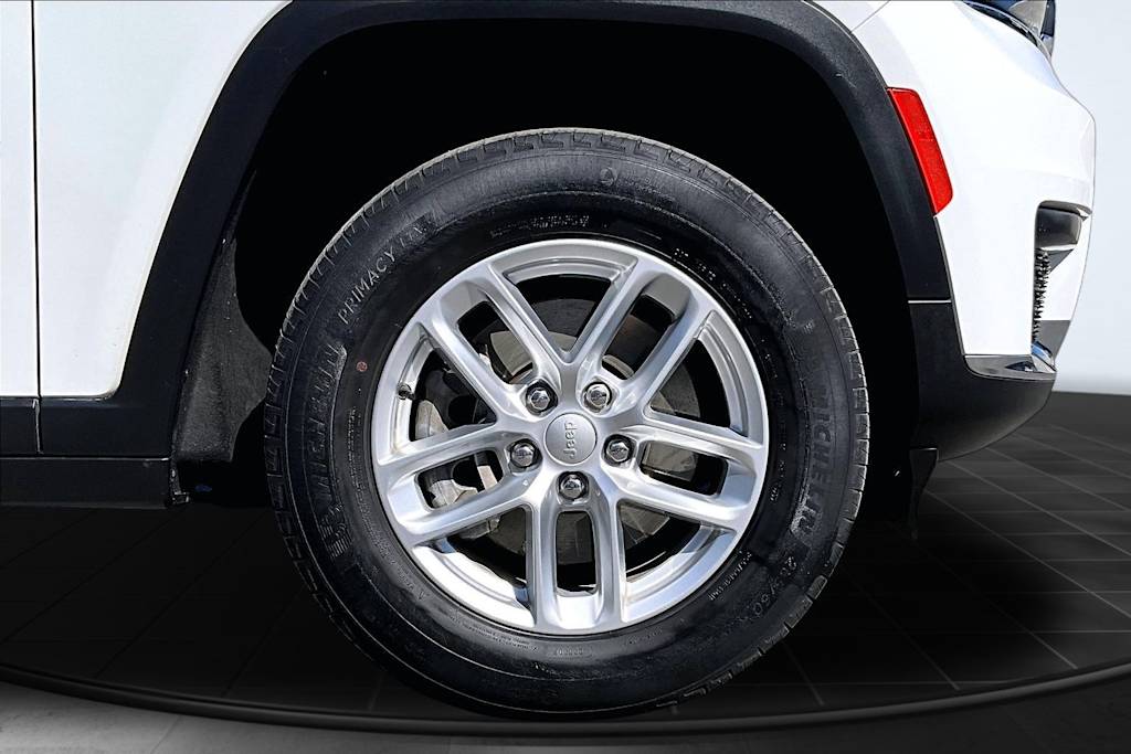 Thumbnail: 2022 Jeep Grand Cherokee L - 34