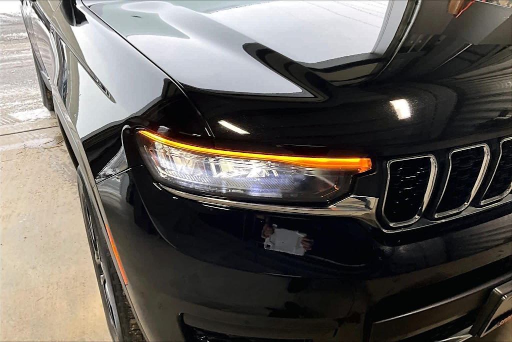 Thumbnail: 2023 Jeep Grand Cherokee L - 31