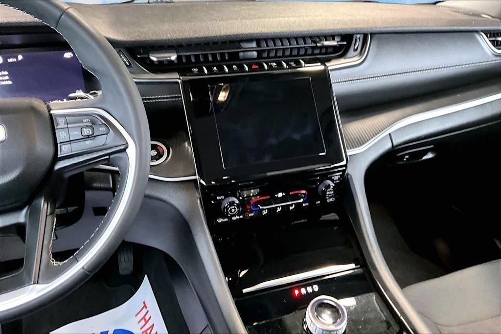 Thumbnail: 2023 Jeep Grand Cherokee L - 15