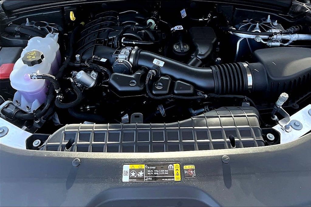 2025 Jeep Grand Cherokee L Laredo 8