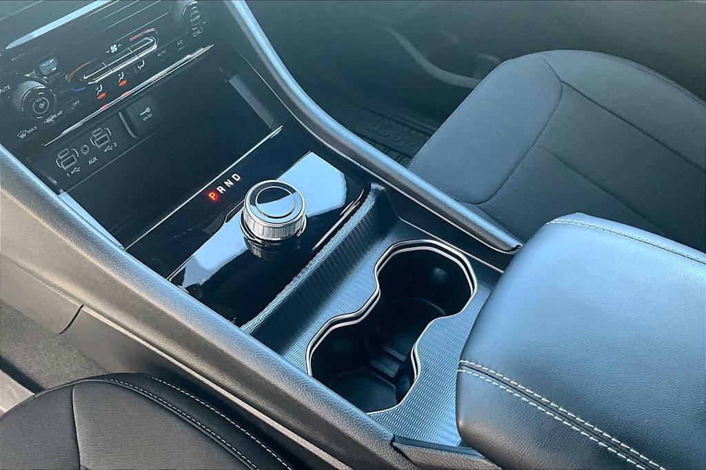 2025 Jeep Grand Cherokee L Laredo 15