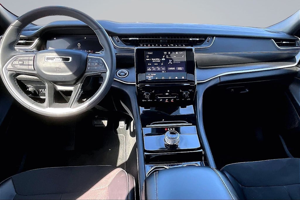 Thumbnail: 2023 Jeep Grand Cherokee L - 10