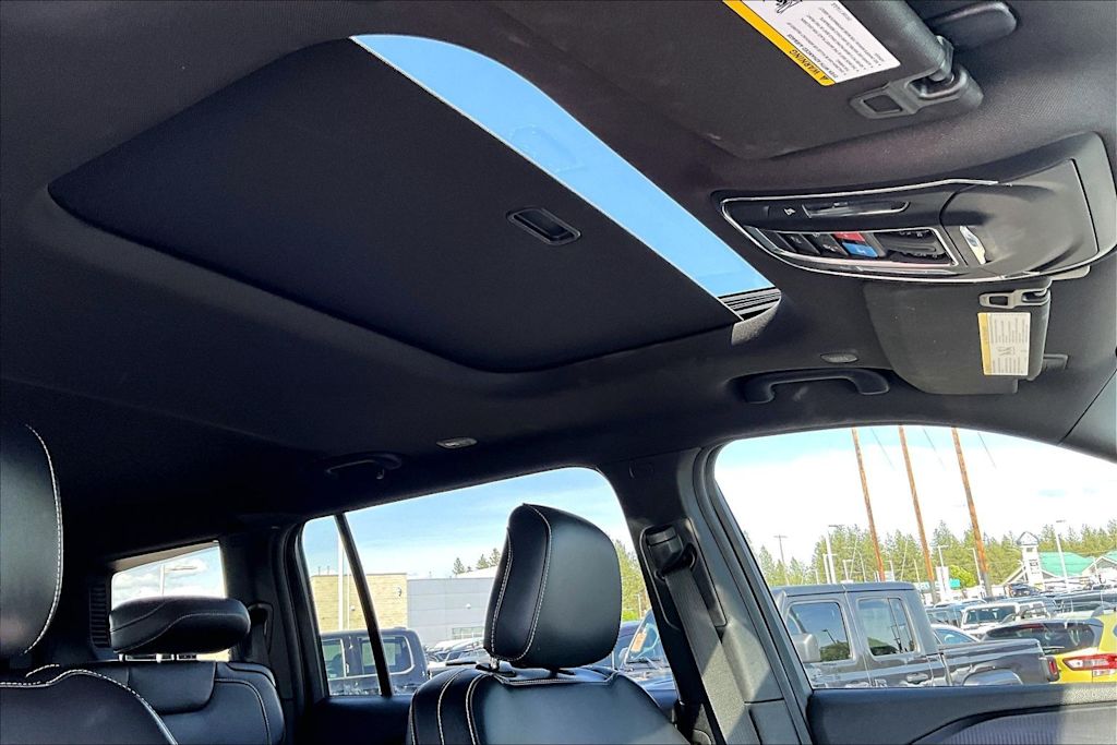 Thumbnail: 2023 Jeep Grand Cherokee L - 30