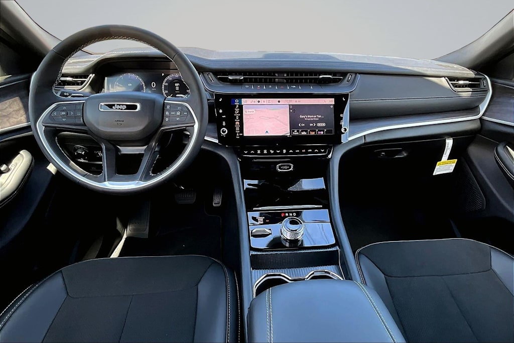 Thumbnail: 2026 Jeep Grand Cherokee L - 10