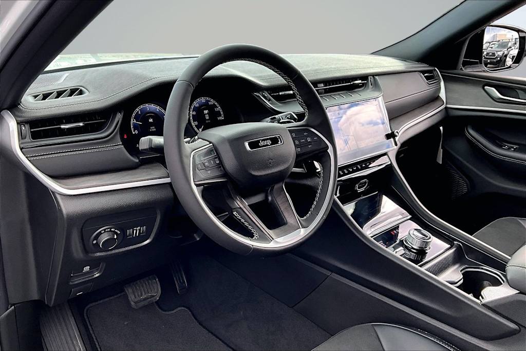 Thumbnail: 2026 Jeep Grand Cherokee L - 2