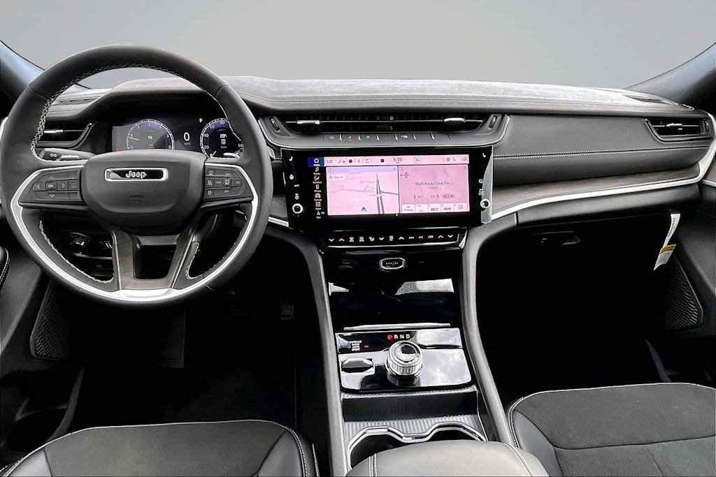 Thumbnail: 2026 Jeep Grand Cherokee L - 10