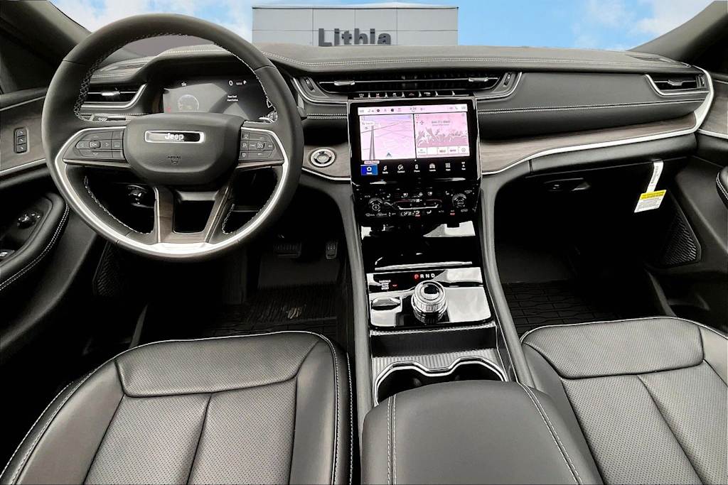 Thumbnail: 2025 Jeep Grand Cherokee L - 10