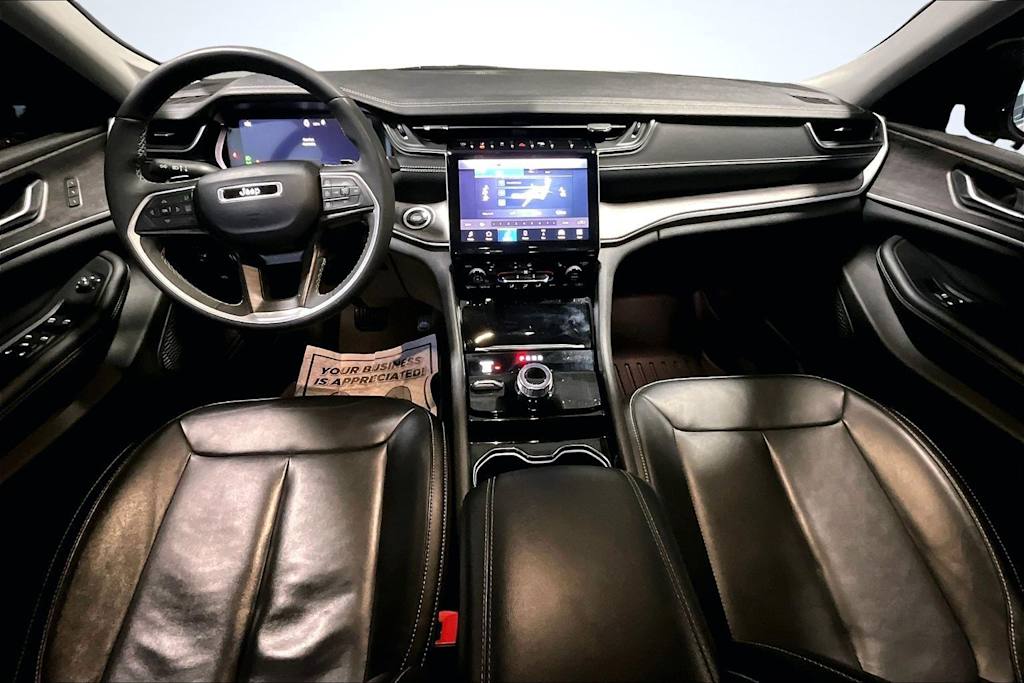 Thumbnail: 2023 Jeep Grand Cherokee L - 10