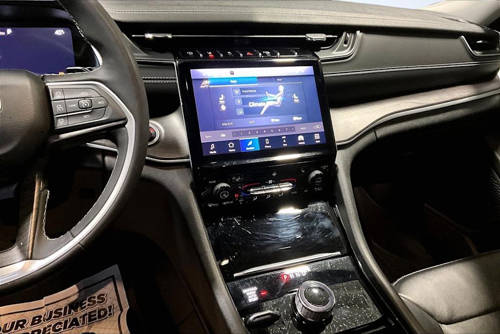 Thumbnail: 2023 Jeep Grand Cherokee L - 15