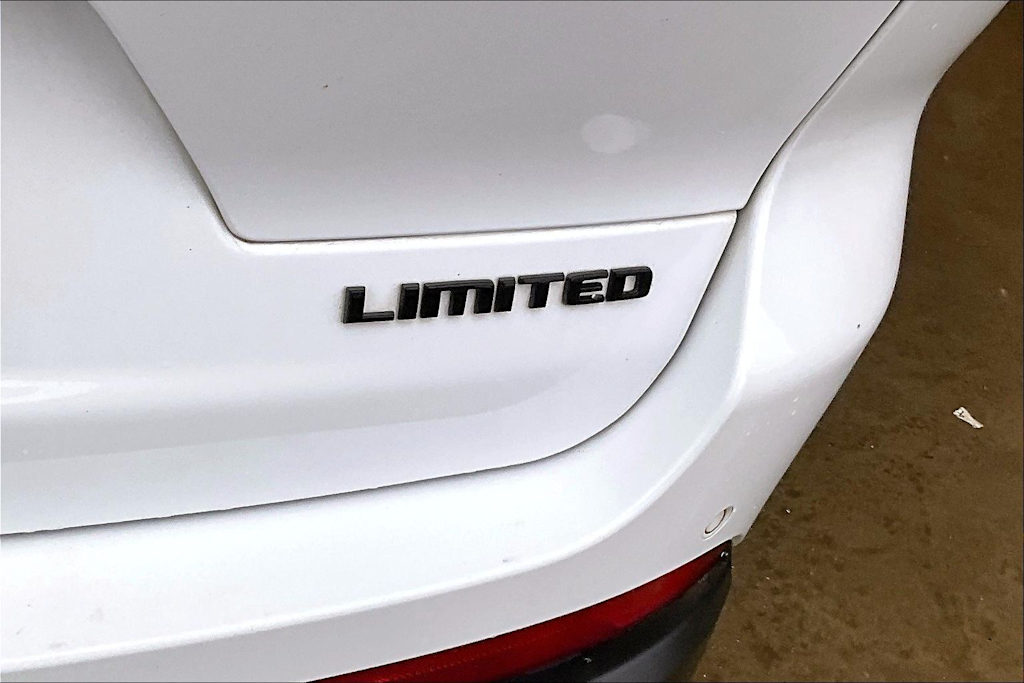 Thumbnail: 2023 Jeep Grand Cherokee L - 7