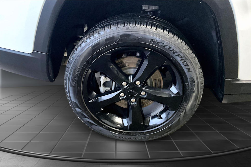 Thumbnail: 2023 Jeep Grand Cherokee L - 35