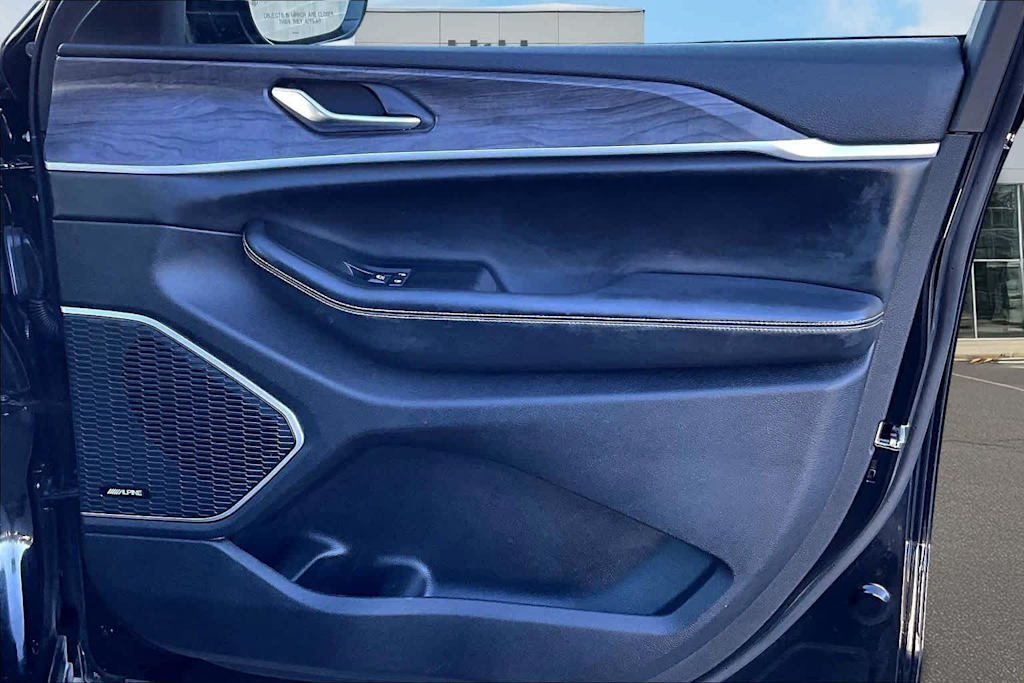 Thumbnail: 2023 Jeep Grand Cherokee L - 30