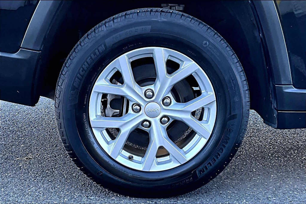 Thumbnail: 2023 Jeep Grand Cherokee L - 35