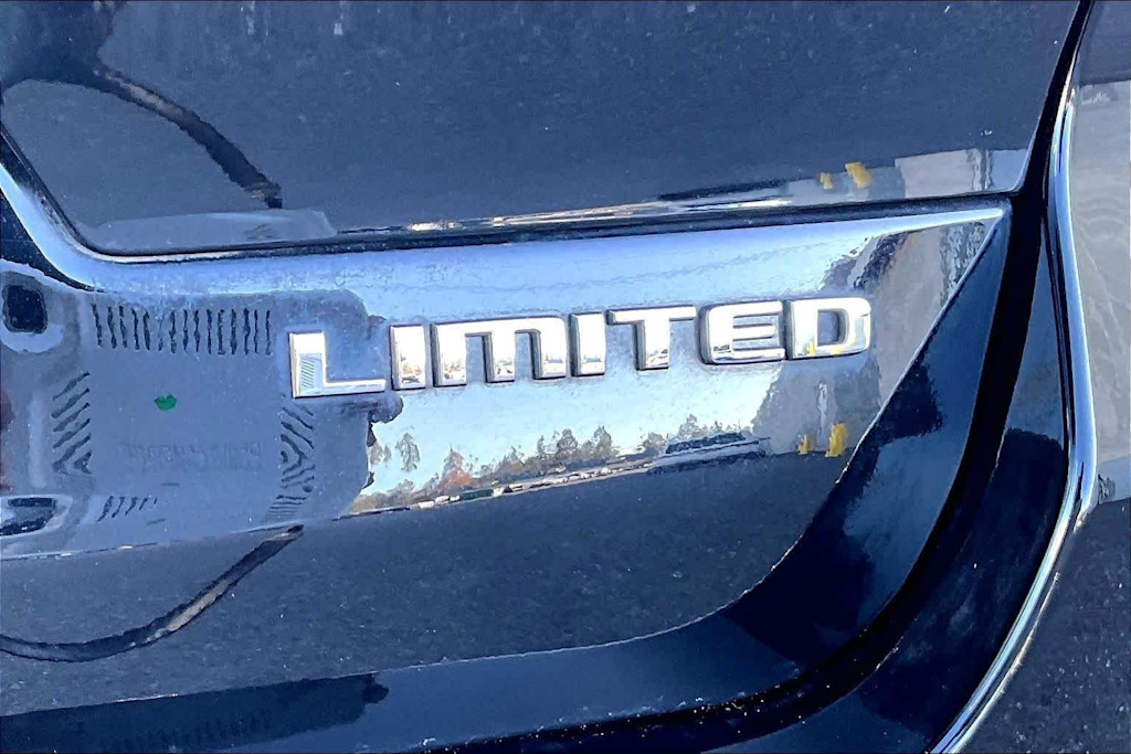 Thumbnail: 2023 Jeep Grand Cherokee L - 20