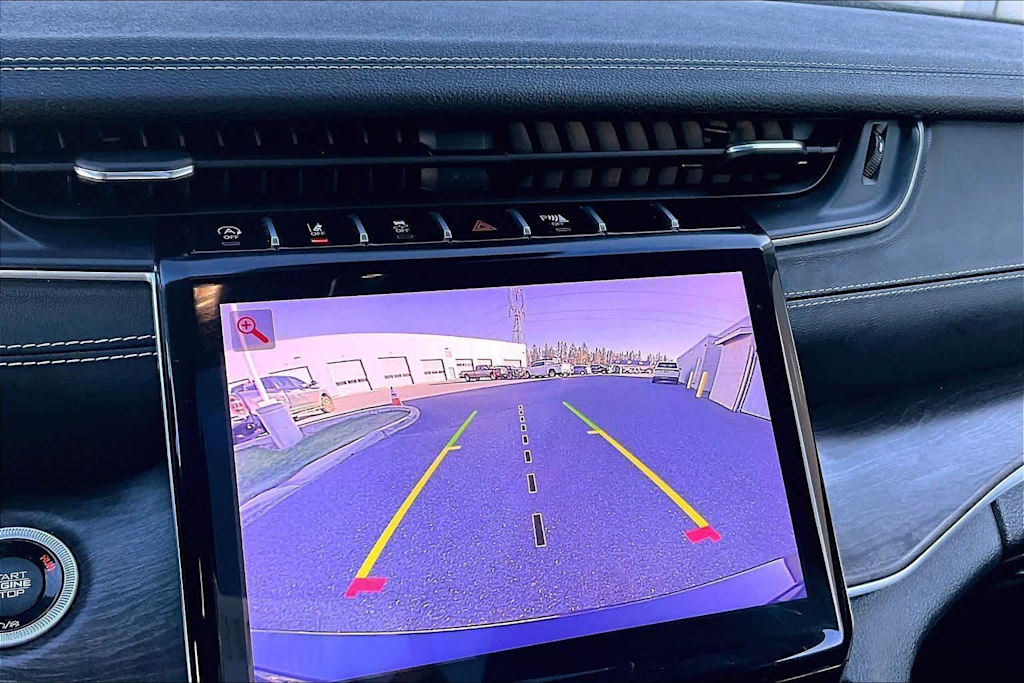 Thumbnail: 2023 Jeep Grand Cherokee L - 28