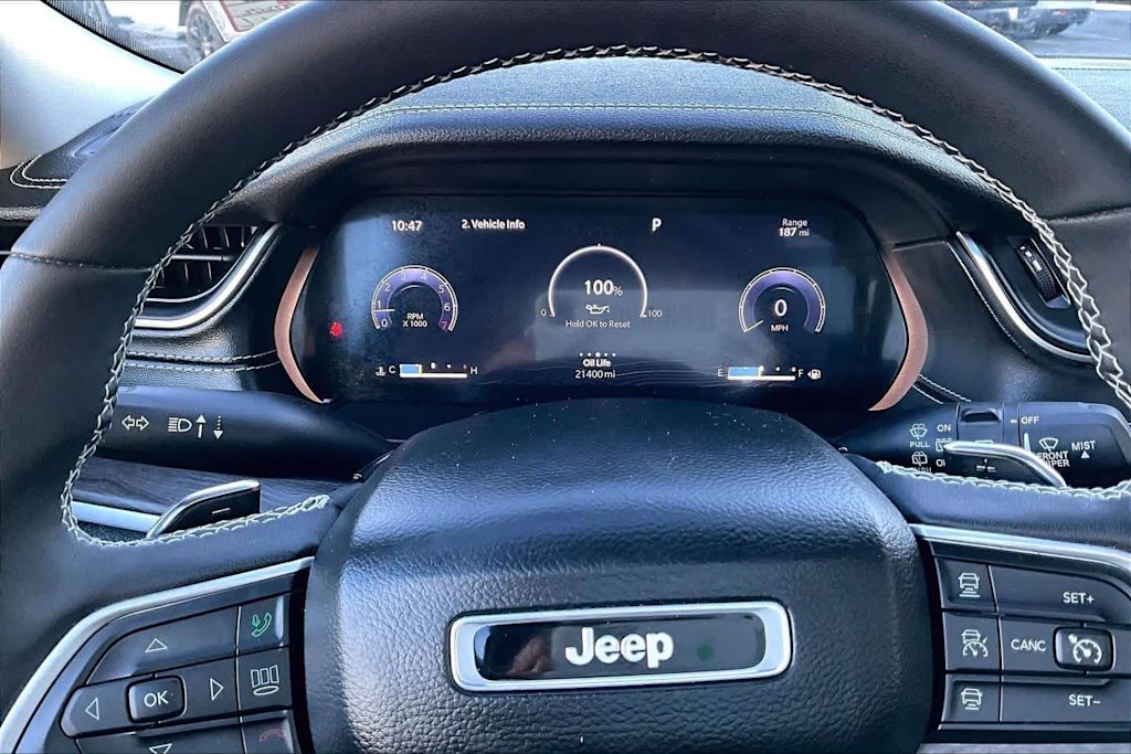 Thumbnail: 2023 Jeep Grand Cherokee L - 17