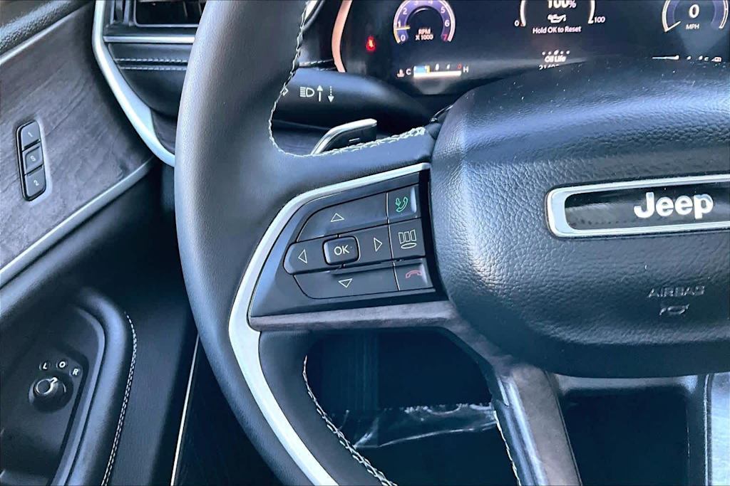 Thumbnail: 2023 Jeep Grand Cherokee L - 26