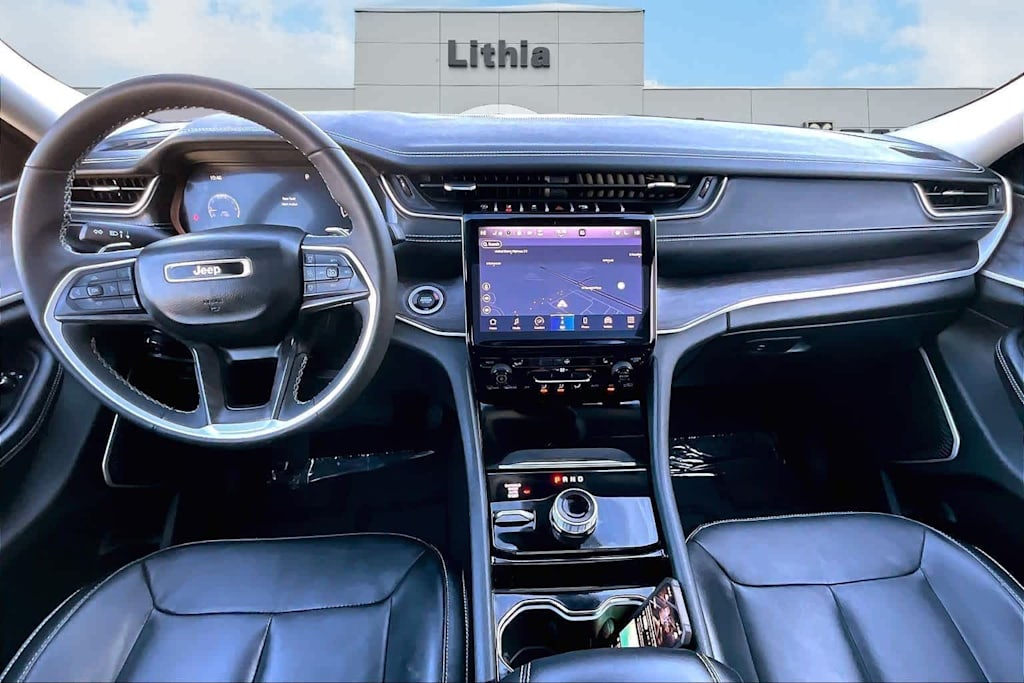 Thumbnail: 2023 Jeep Grand Cherokee L - 10