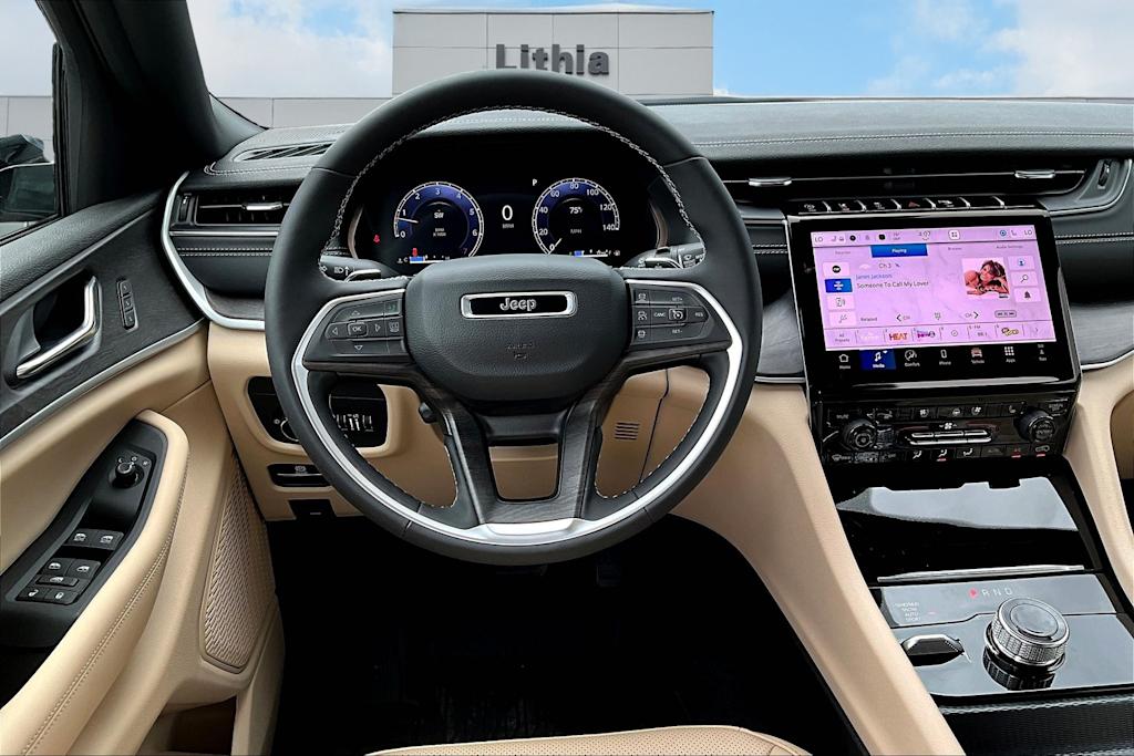 Thumbnail: 2025 Jeep Grand Cherokee L - 14