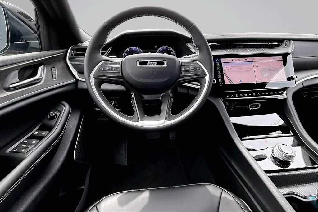 Thumbnail: 2026 Jeep Grand Cherokee L - 14